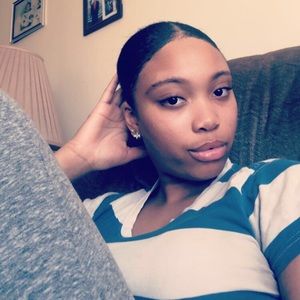 Meet your Posher, Kyla